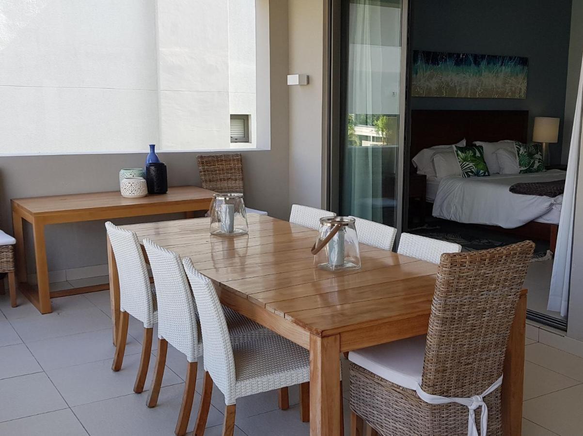 Beachwalk Deluxe Apartment - 50 Steps To The Beach Cap Malheureux Exterior photo