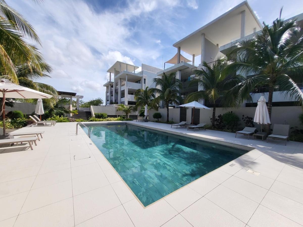 Beachwalk Deluxe Apartment - 50 Steps To The Beach Cap Malheureux Exterior photo